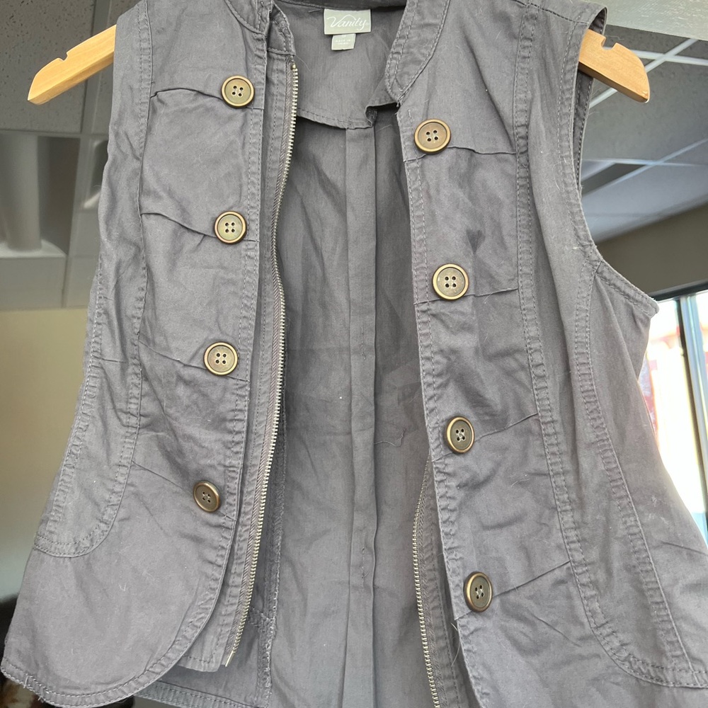 Vanity Vest Size Small